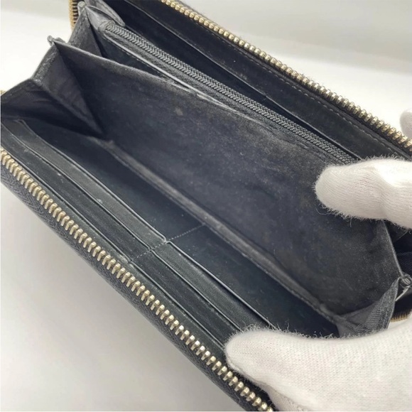 Yves Saint Laurent Black Wallet with Silver Zipper - Picture 9 of 12
